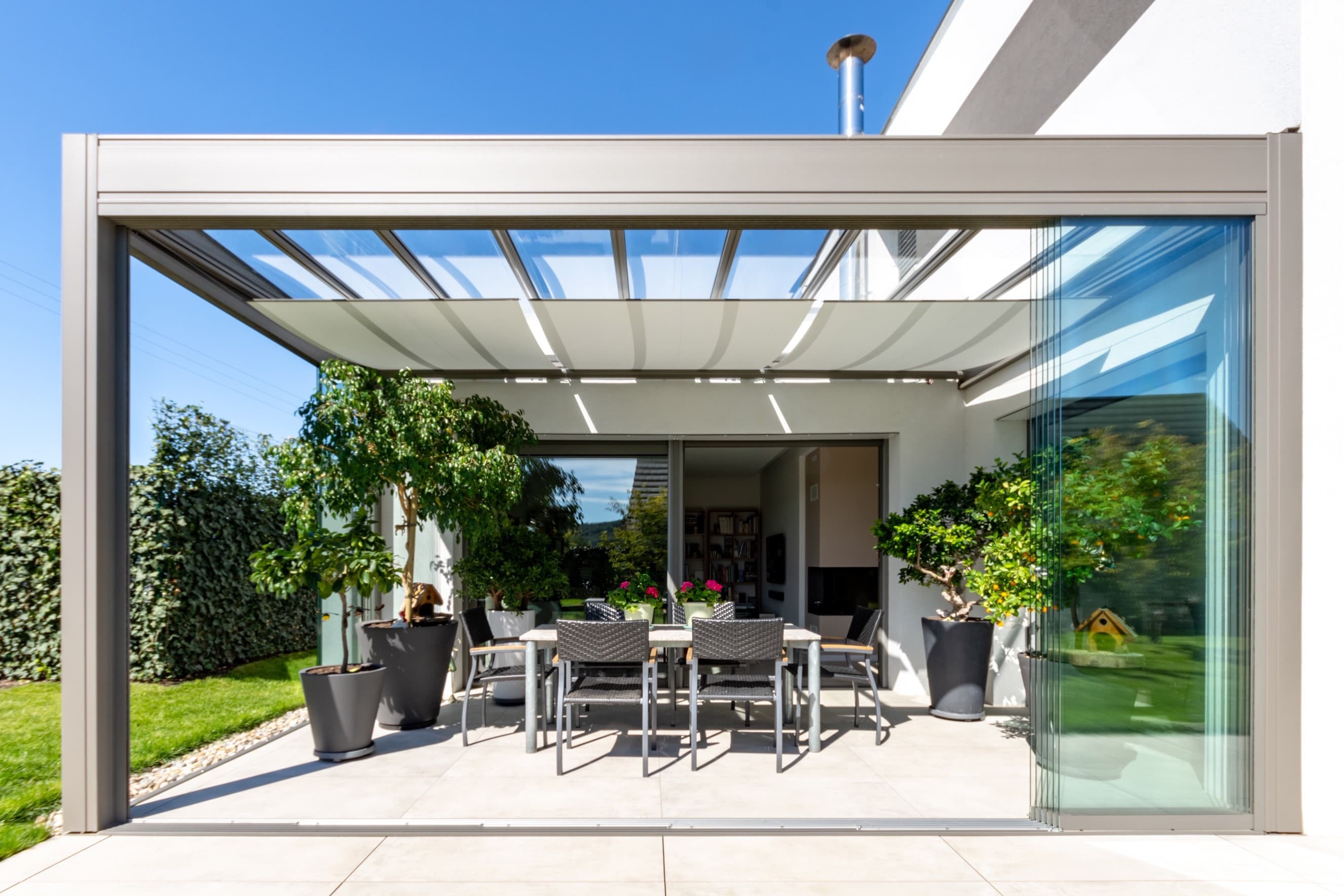 Store enrouleur anti-chaleur – Chevrons tubulaires